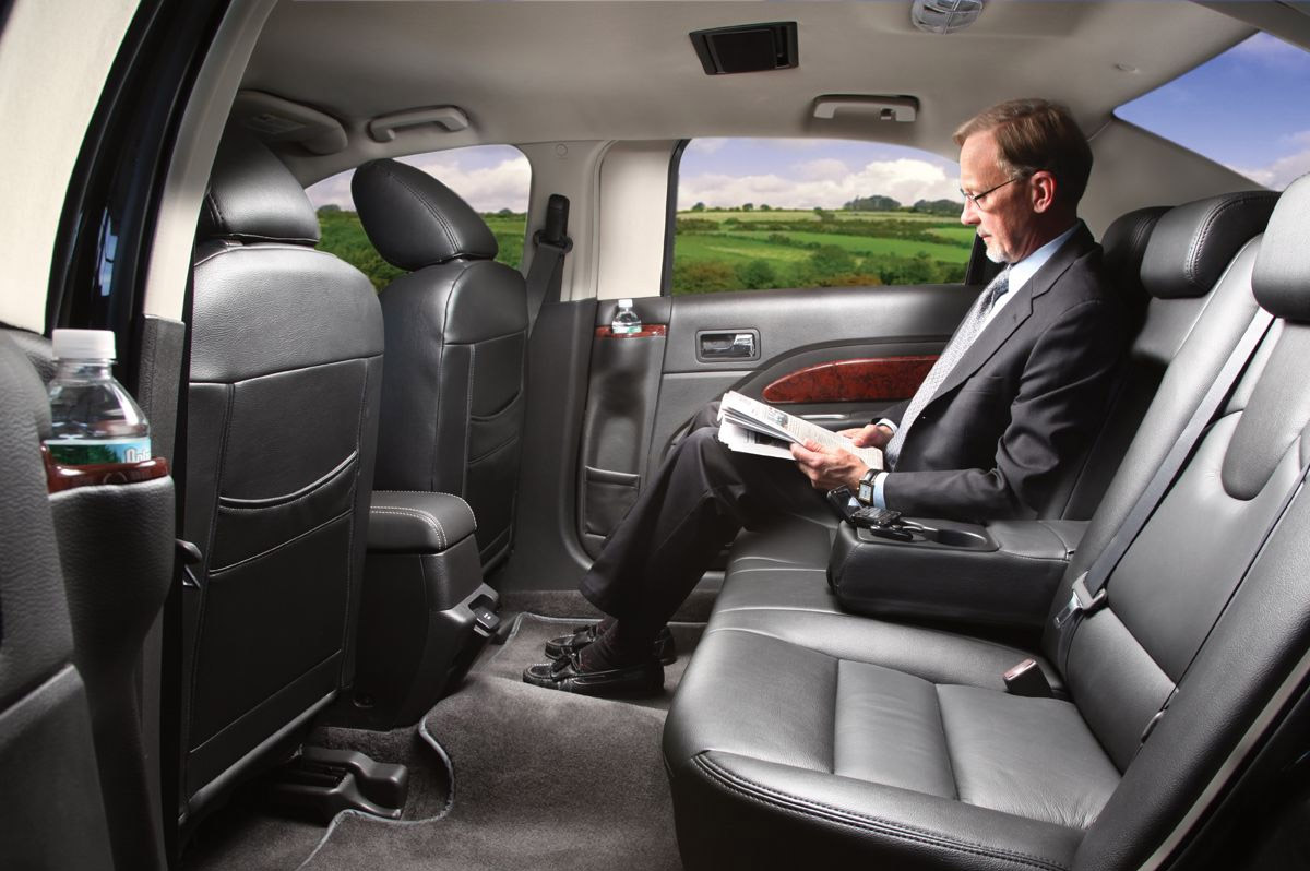 Luxury Airport Transfers: Why Travelers Prefer JFK Chauffeur Services