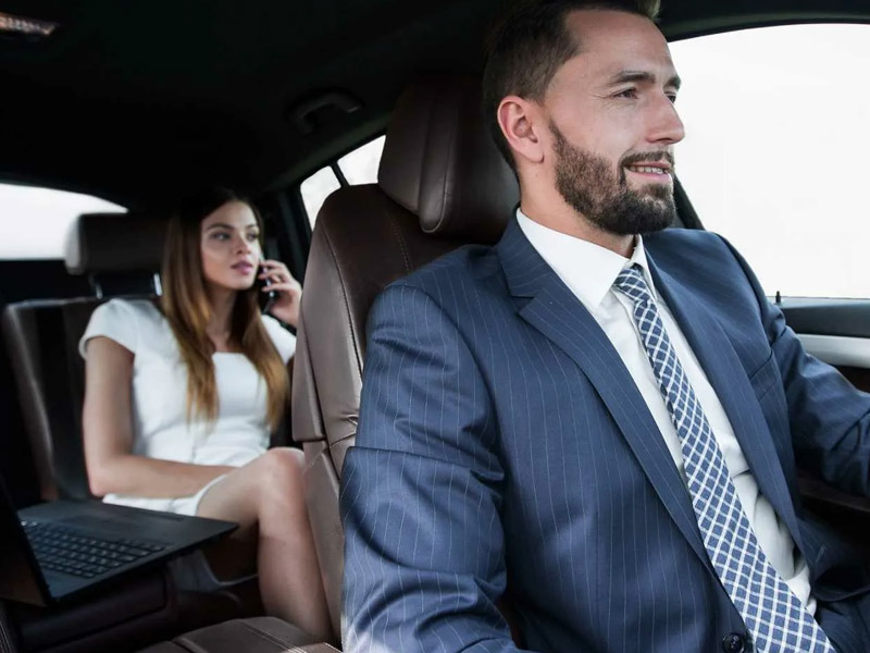 Hourly Limo Service in NYC – Travel on Your Schedule